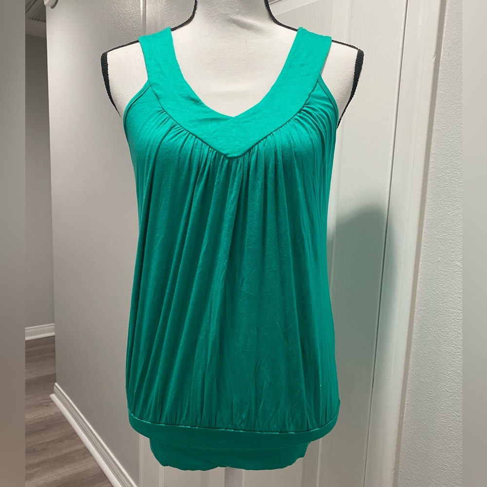 Pretty good crochet halter top blouse green S